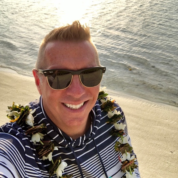 Meet your Posher, Jeffrey - Picture 1 of 1